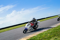 anglesey-no-limits-trackday;anglesey-photographs;anglesey-trackday-photographs;enduro-digital-images;event-digital-images;eventdigitalimages;no-limits-trackdays;peter-wileman-photography;racing-digital-images;trac-mon;trackday-digital-images;trackday-photos;ty-croes